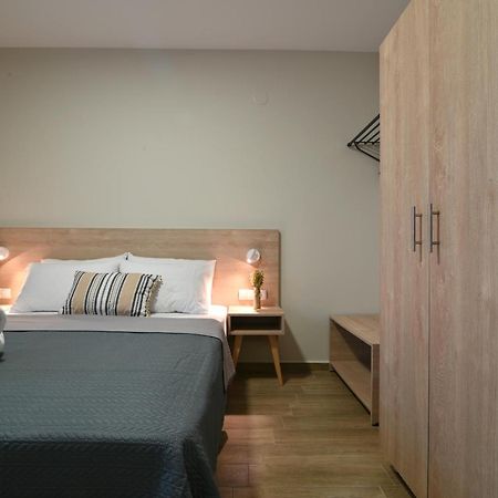 Niel Holiday Apartments, Panel Hospitality Homes & Villas Leptokaryá Ngoại thất bức ảnh