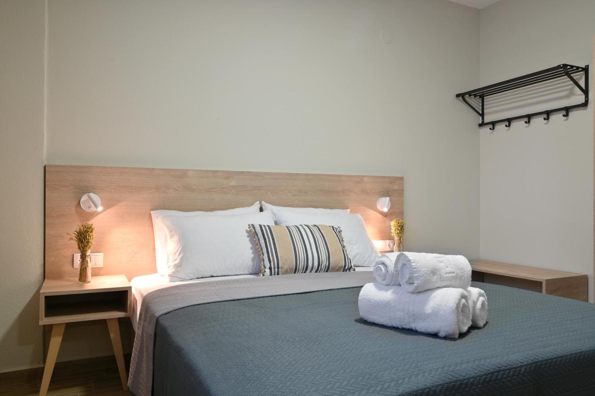 Niel Holiday Apartments, Panel Hospitality Homes & Villas Leptokaryá Ngoại thất bức ảnh